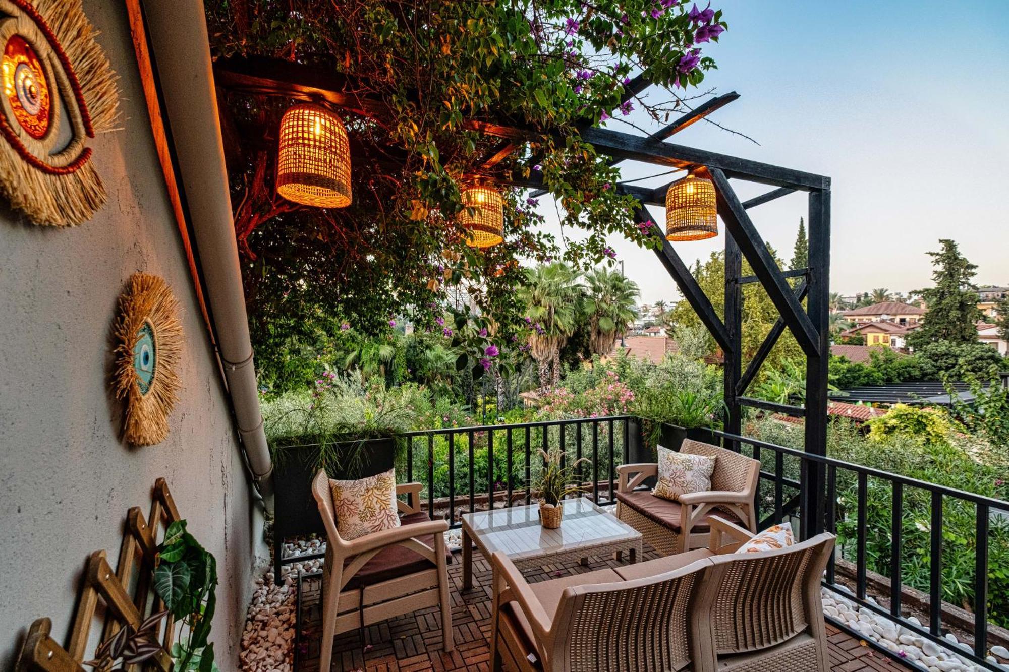 Route Hotel Kaleici - Adult Only Antalya Exteriör bild