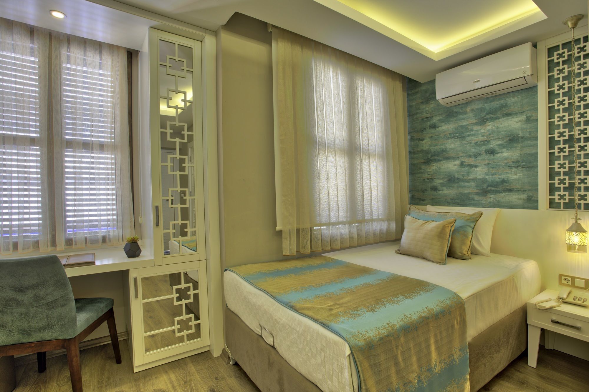 Route Hotel Kaleici - Adult Only Antalya Exteriör bild