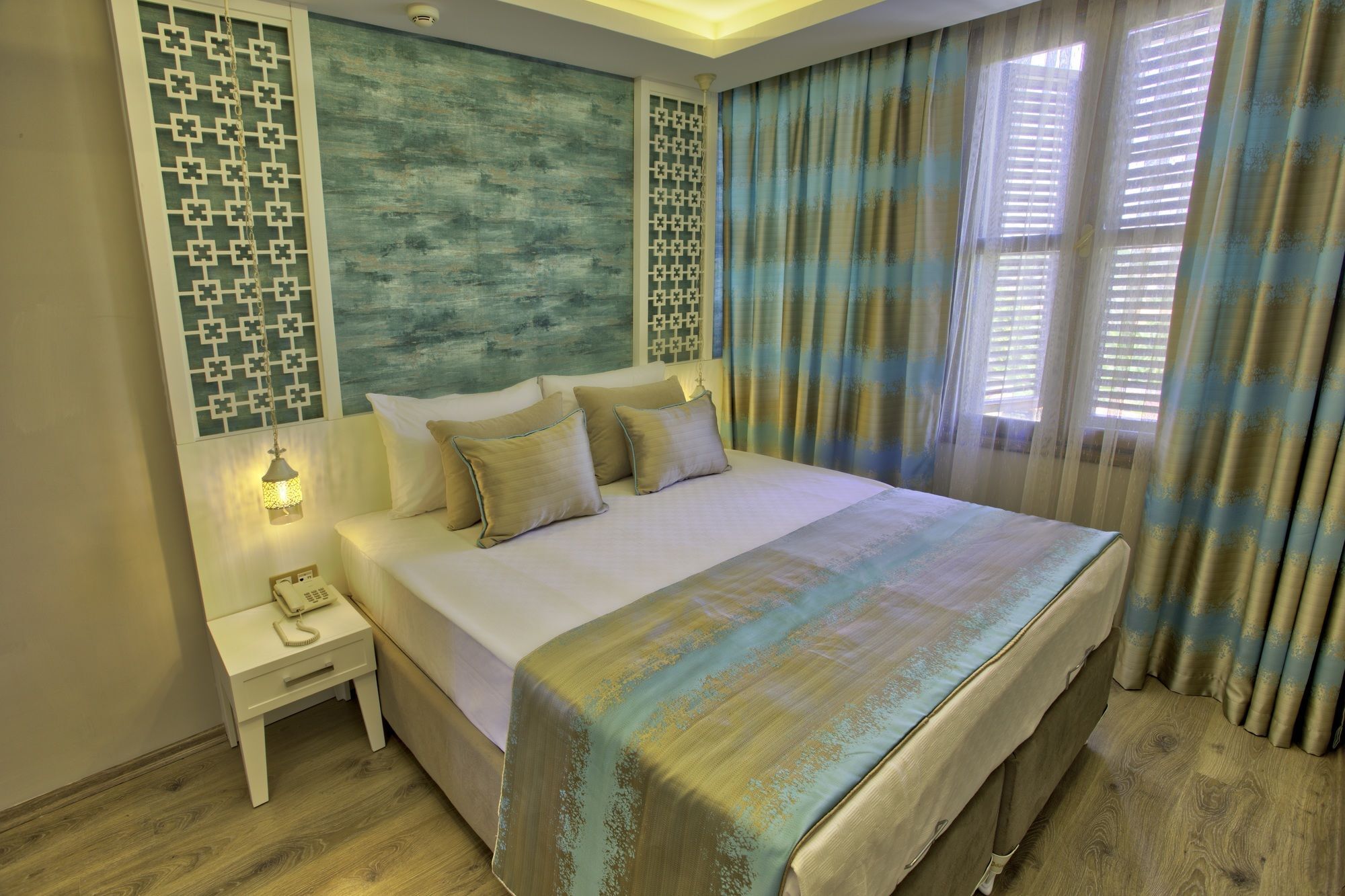 Route Hotel Kaleici - Adult Only Antalya Exteriör bild